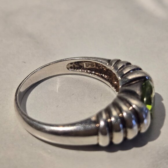 Vintage Ribbed Sterling Silver Citrine Ring - Picture 4 of 5